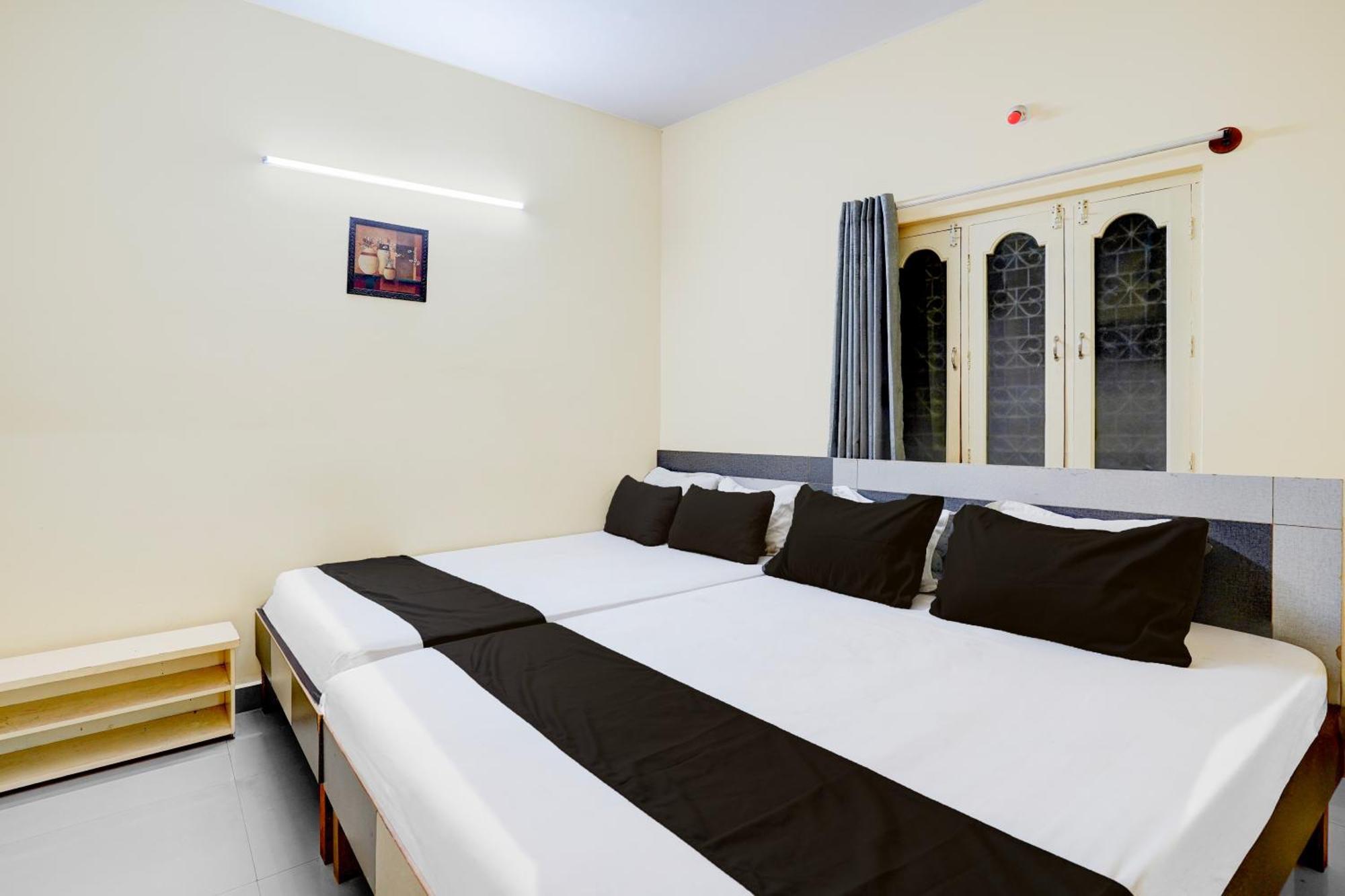 Hotel O Bluestar Bangalore Esterno foto