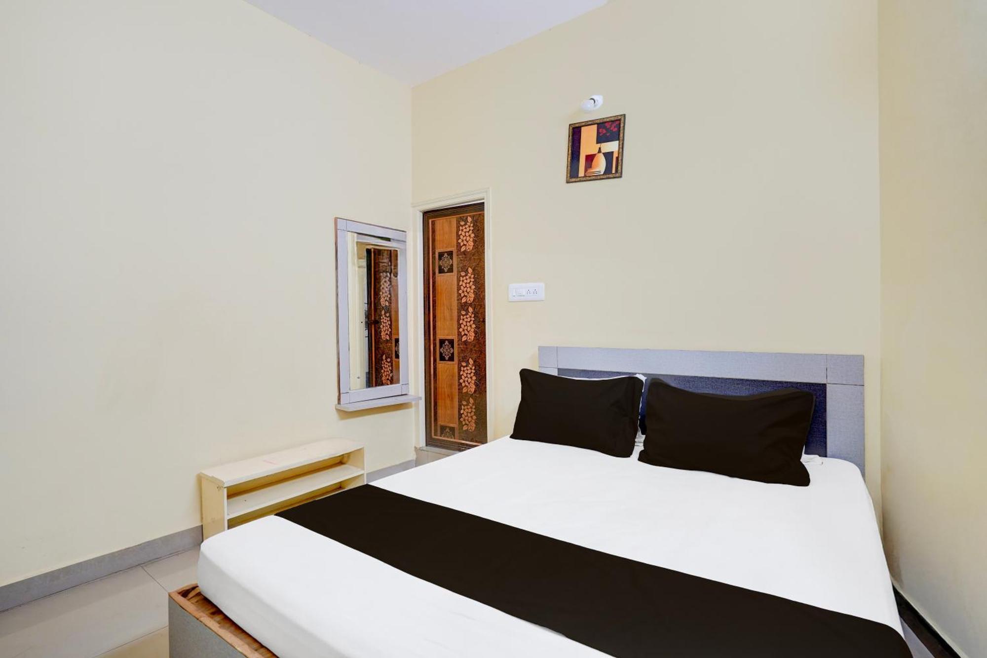 Hotel O Bluestar Bangalore Esterno foto